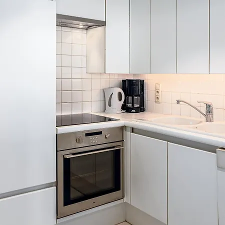 Eden Vi, B60 Apartment
